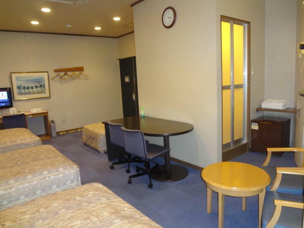 Asano Hotel Kitakyushu Bagian luar foto